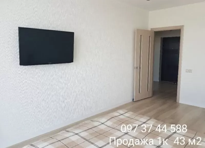 Продам 1К 43 М2 ЖК Яскравый,  ул. Кульженко 31 а