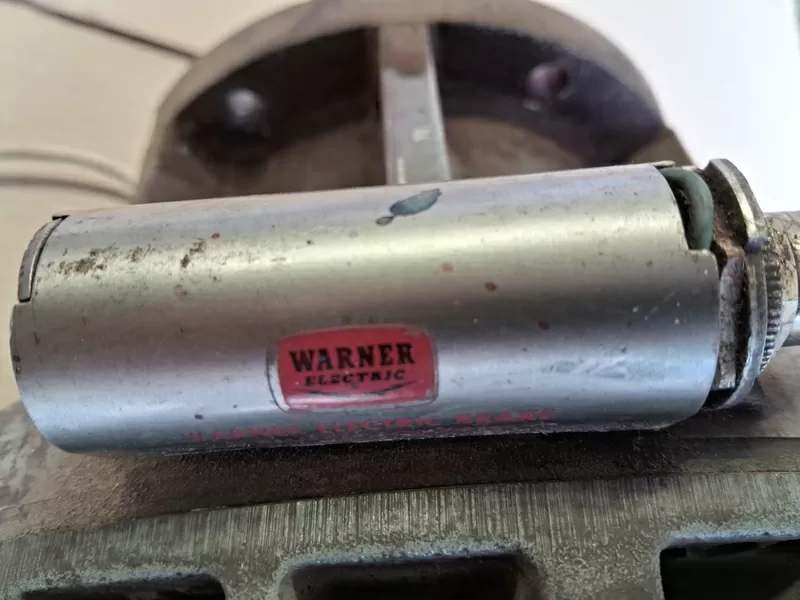 Электромагнитный тормоз Warner electric Англия бу для рулонного оборуд 8