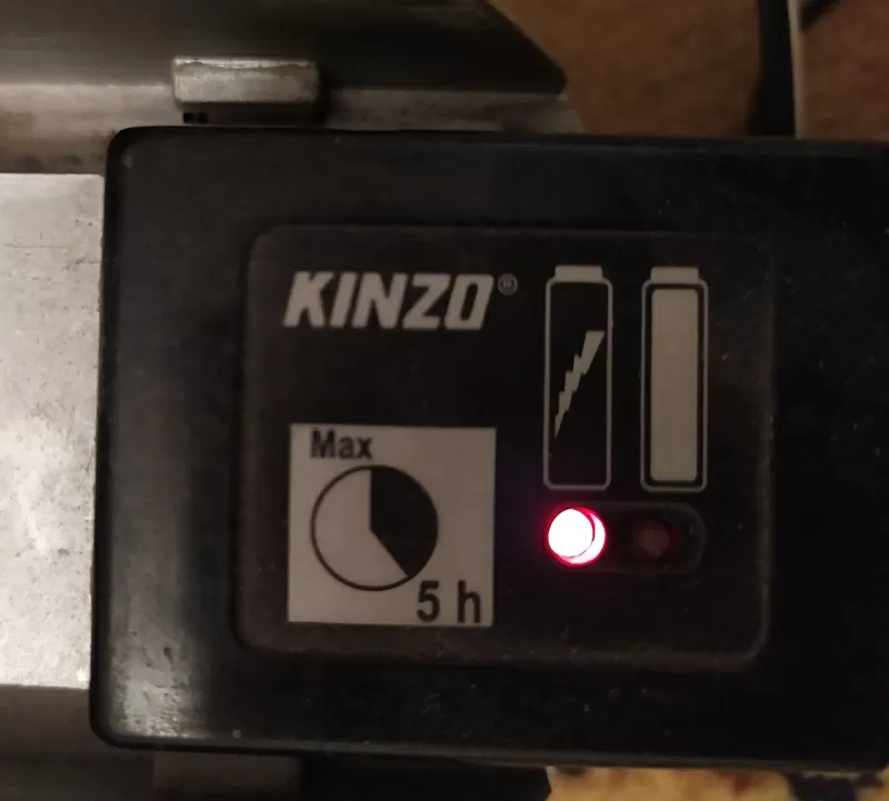 Продам зарядное устройство с аккумулятором для шуруповерта KINZO 25C 4