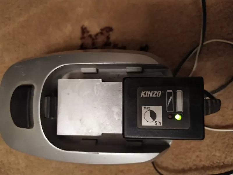 Продам зарядное устройство с аккумулятором для шуруповерта KINZO 25C 2