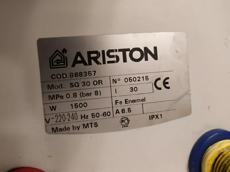 Продам электробойлер бытовой Ariston на 30 литров 2