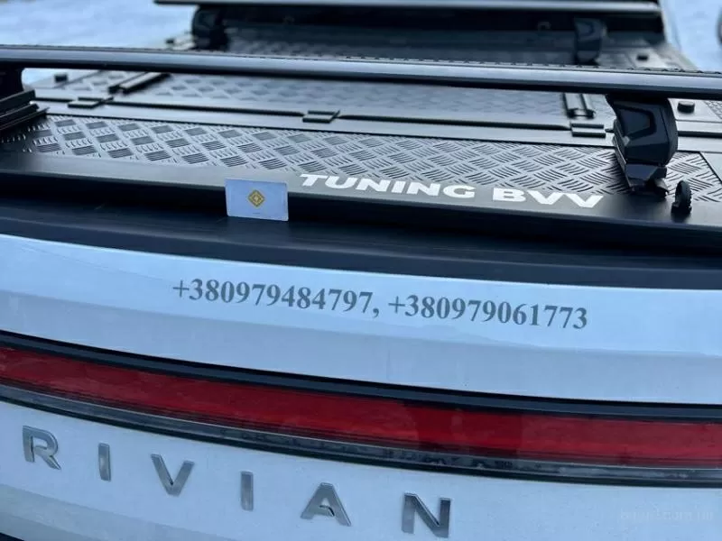 Силова кришка для кузова пікапа Rivian R1T – захист,  стиль та функціон 7