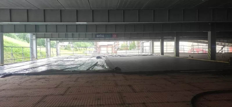 Влаштування цементно-піщаної стяжки та плоских дахів