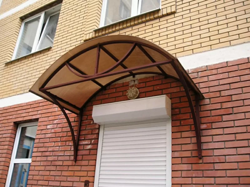 Навес над входом из поликарбоната или металла,  навес над машиной 4