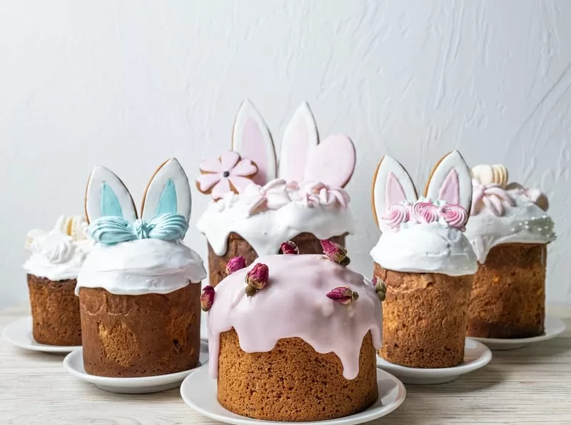 Пасхальні кулічі від крафтовофї кондитерської