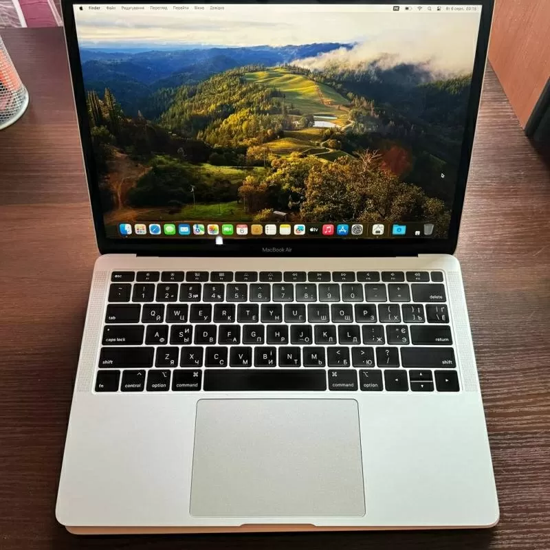 Лаконічний і стильний MacBook Air 2019 Silver 8/128GB — чудовий вибір