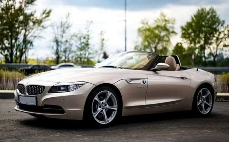 100 Прокат кабриолета для фотосессии съемки BMW Z4 Cabrio без водителя 3