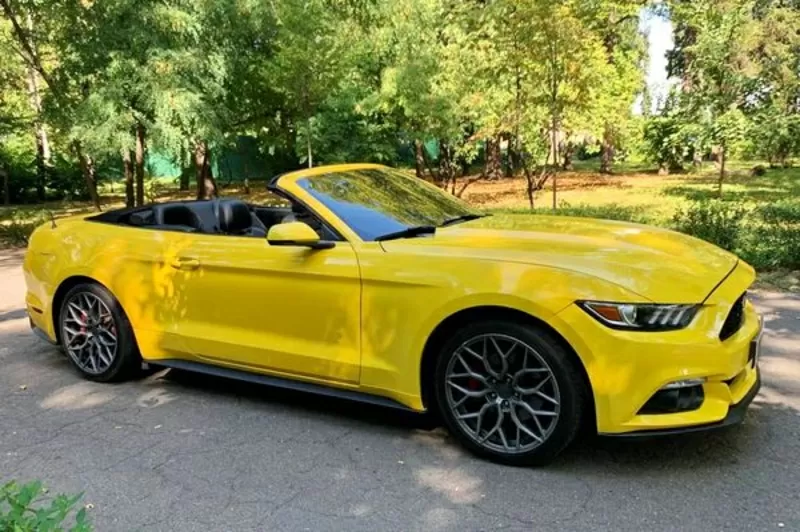 070 Кабриолет Ford Mustang желтый прокат посуточно 9