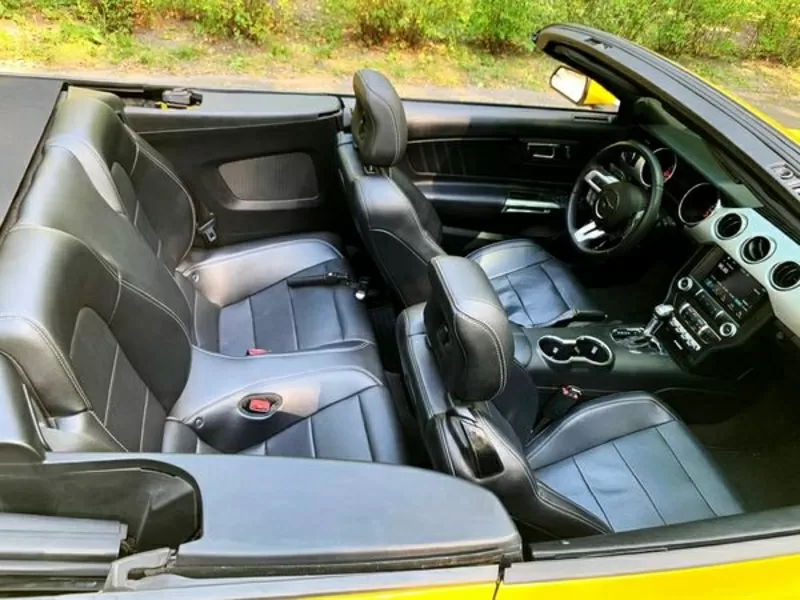 070 Кабриолет Ford Mustang желтый прокат посуточно 5