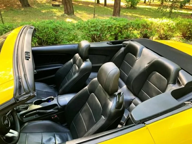 070 Кабриолет Ford Mustang желтый прокат посуточно 2