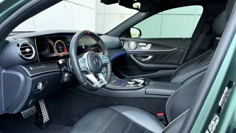 Прокат спорткара Mercedes Benz E63s без водителя в Киеве 6