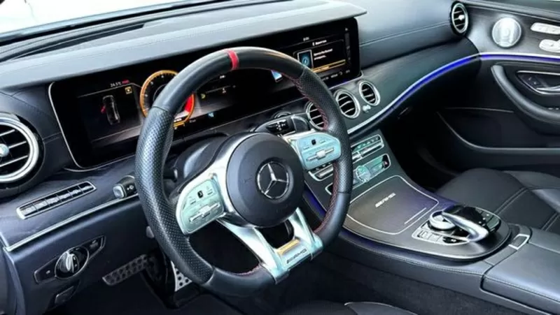 Прокат спорткара Mercedes Benz E63s без водителя в Киеве 8