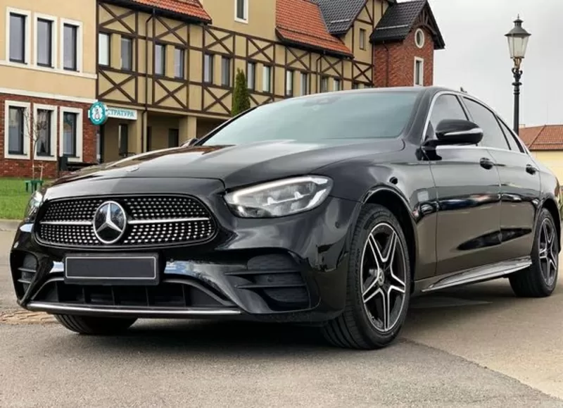 344 Аренда авто Mercedes Benz E-class EQ W213 E220d черный с водителем 2