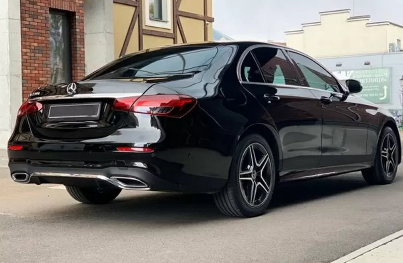 344 Аренда авто Mercedes Benz E-class EQ W213 E220d черный с водителем 7