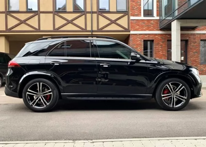 374 Внедорожник Mercedes Benz GLE 350 AMG прокат без водителя 3