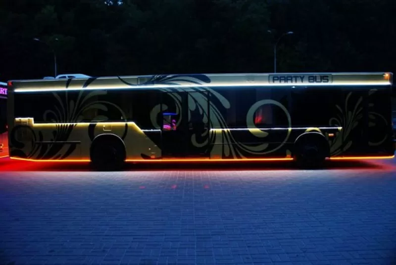 064 Заказать автобус Party Bus Golden Prime на детский день рождения 2