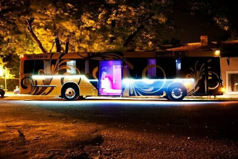 064 Заказать автобус Party Bus Golden Prime на детский день рождения 3