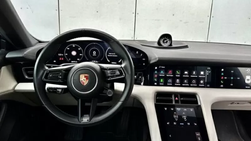 Прокат Porsche Taycan Turbo без водителя в Киеве 7