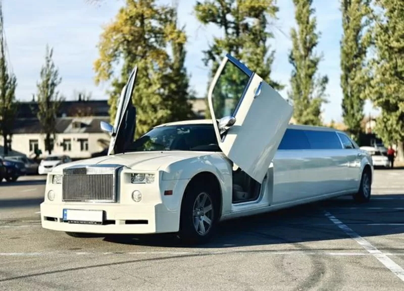 Лимузин на свадьбу Rolls-Royce Phantom Tiffani аренда