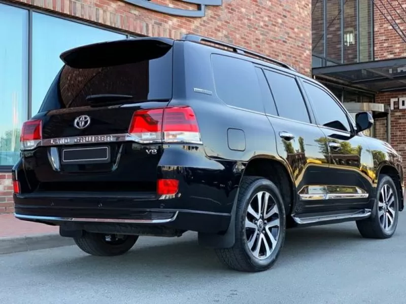 254 Внедорожник Toyota Land Cruiser 200 прокат без водителя 6