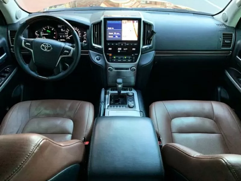 254 Внедорожник Toyota Land Cruiser 200 прокат без водителя 9