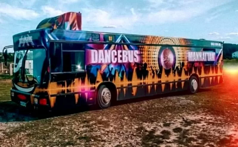 Автобус Dancebus Manhattan пати бас аренда на день рождения ребенка 8