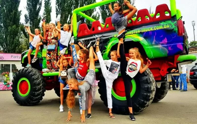Party Bus Monster truck аренда на детский день рождения 9