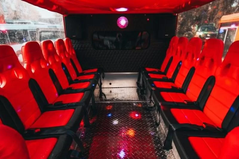 Party Bus Monster truck прокат на день рождения 5