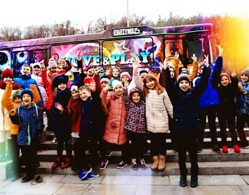 Автобус Party Bus Move & Play прокат на детский праздник 4