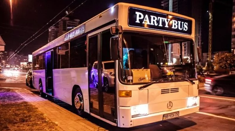 Автобус Party Bus Vegas аренда на день рождения 3
