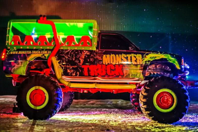 Party Bus Monster truck аренда на детский день рождения 4