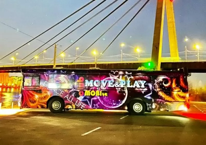 Автобус Party Bus Move & Play прокат на детский праздник