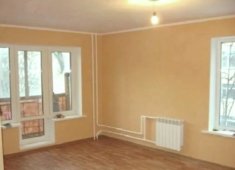 Поклейка обоев ремонт квартир