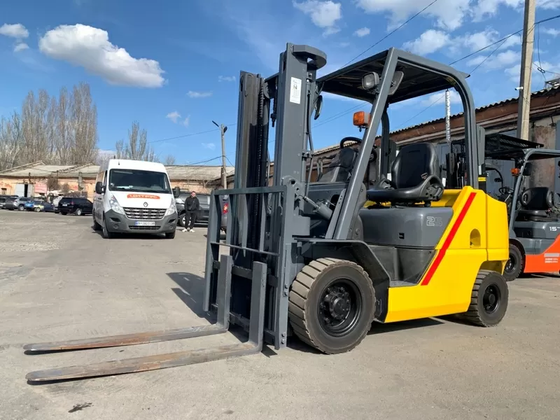 Вилочний автонавантажувач TCM (Nissan),  2017 року 2