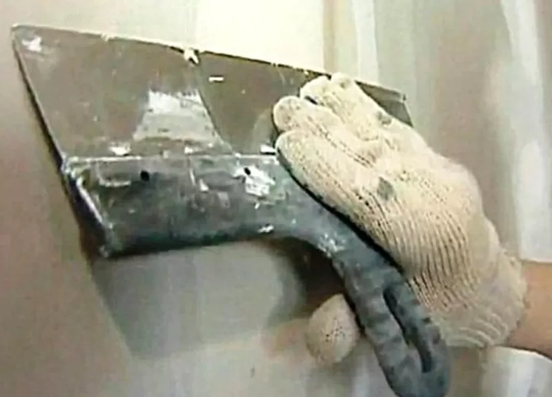 Шпаклівка під шпалери,  фарбування 