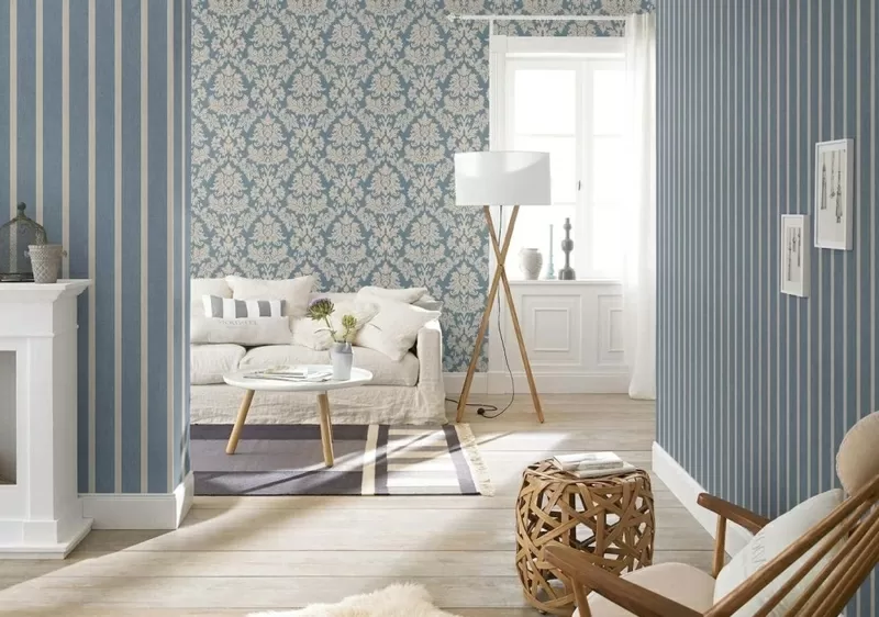 Поклейка шпалер Теремки Голосіїво Виставковий центр