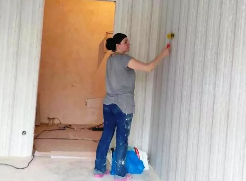 Поклейка шпалер Оболонь Троещина Дарниця Позняки