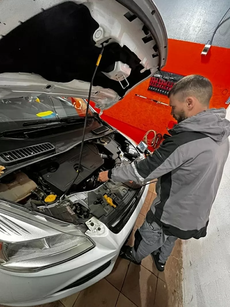 Послуги Сто. Шиномонтаж - балансировка. Развал-сходження 2