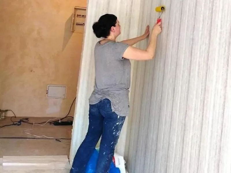 Поклейка шпалер Теремки Святошин Борщагівка