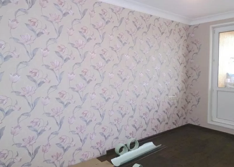 Поклейка обоев Оболонь Виноградарь Нивки 