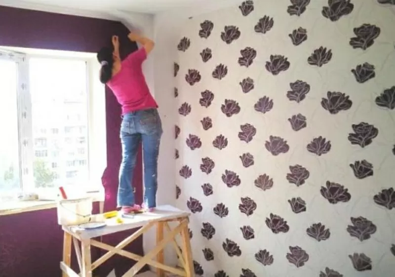 Поклейка шпалер Київ ціна