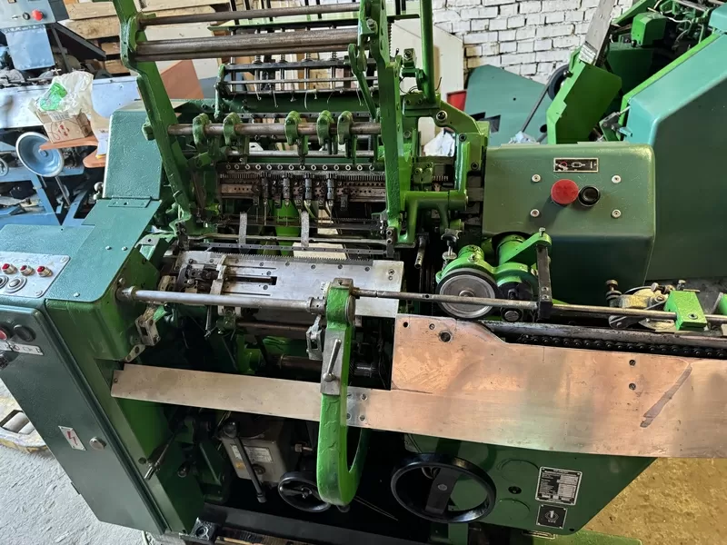 Ниткошвейная машина БНШ-6,  БНШ-6А,  Бремер -381 3