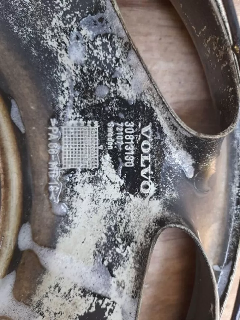 Ковпаки на колеса до ряду авто VOLVO заводські Sweden Оригінал R 14 3