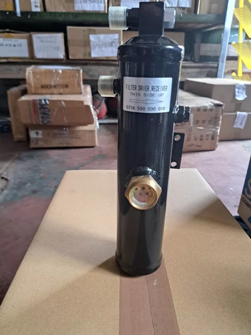 Фільтр осушувач (ресівер) вертикальний кондиціонера трактора Fendt 2