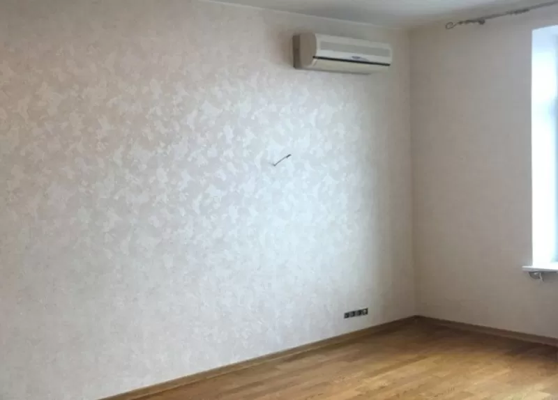 Поклейка шпалер Фарбування Шпаклівка