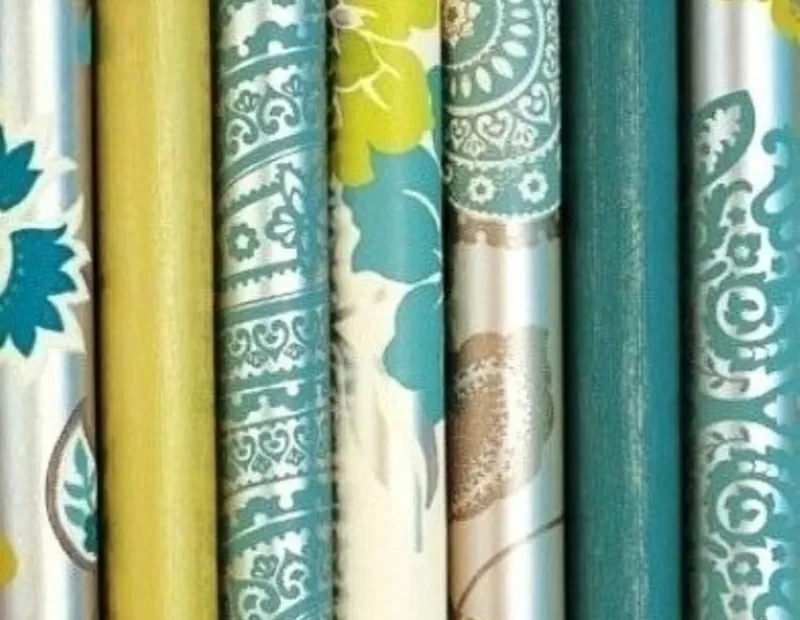 Поклеїти шпалери в Києві