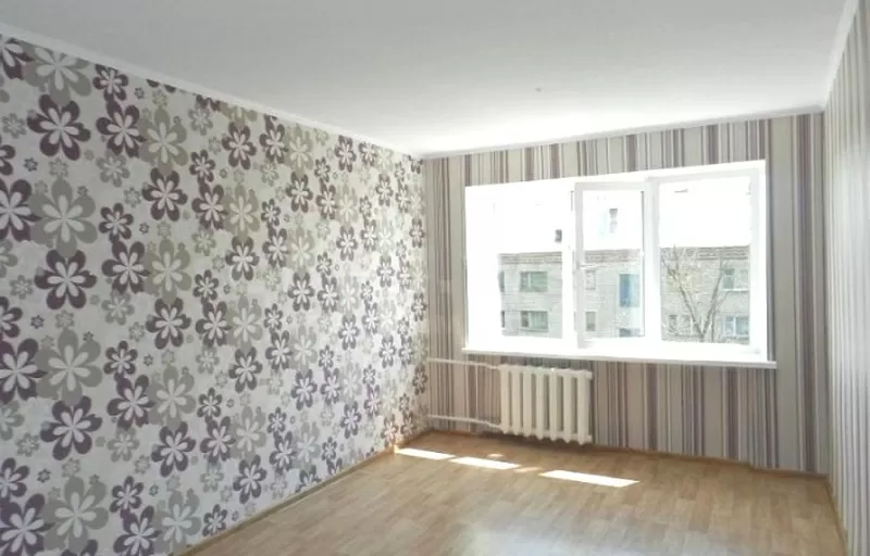 Поклейка шпалер Якісно Київ