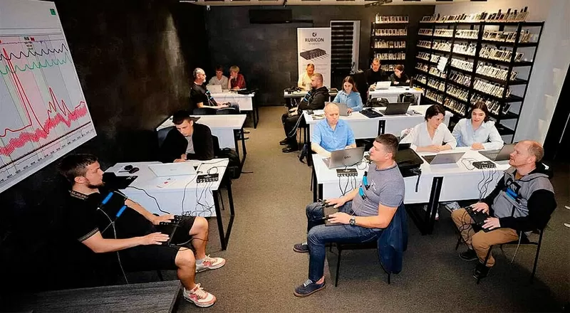 Станьте на сторону світла - станьте експертом поліграфологом в Україні