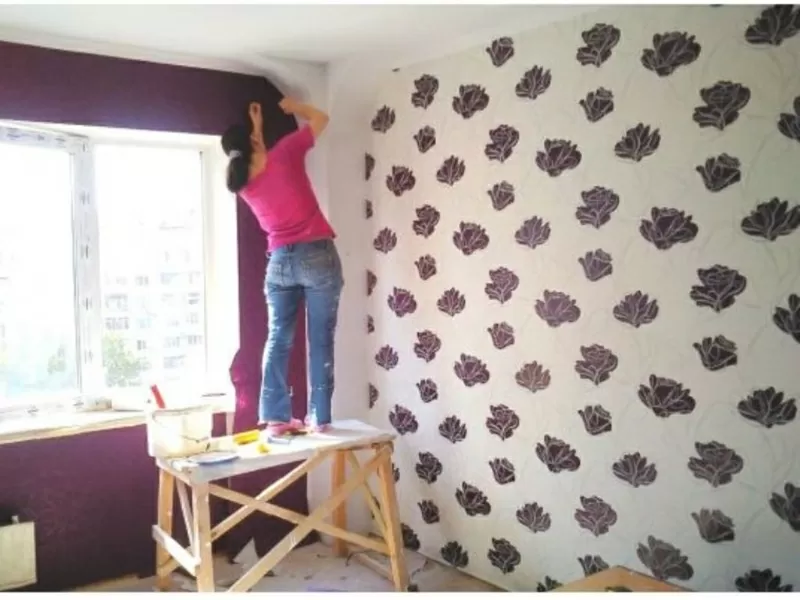 Поклейка шпалер Київ Оздоблювальні роботи