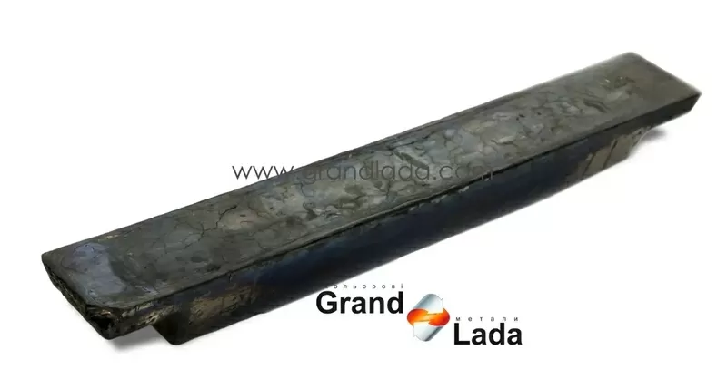 Свинець в чушці, кількість 5 т